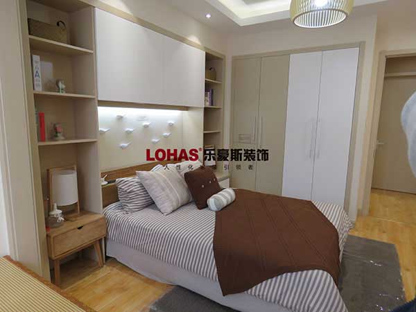 臥室裝修