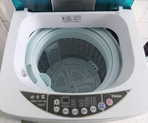如何清洗洗衣機(jī)？