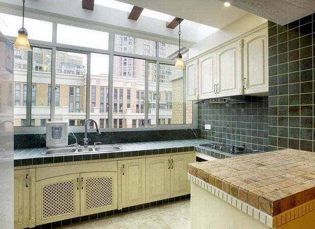 陽(yáng)臺(tái)廚房