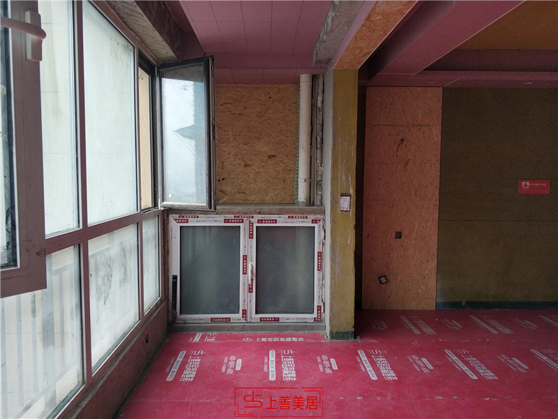 盛邦六區(qū)160平