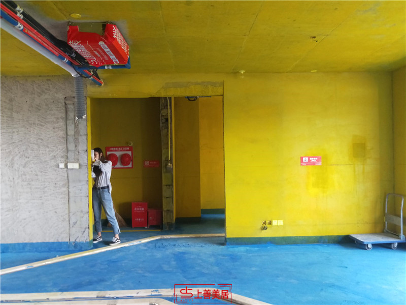 優(yōu)步大道142平開工在施工地