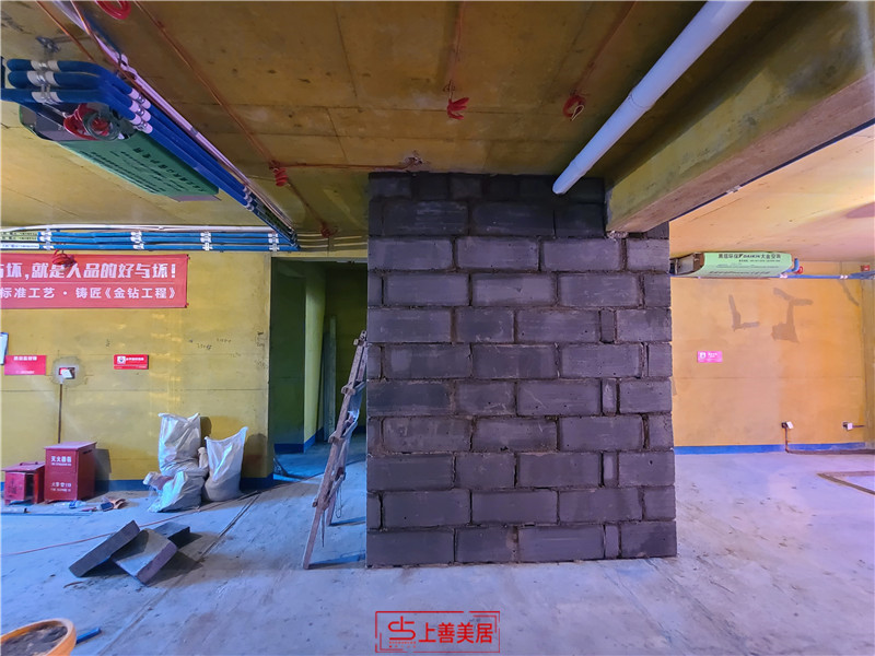 帝王國(guó)際160平